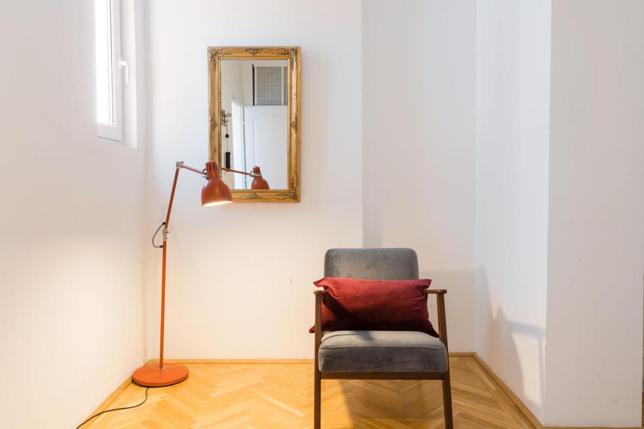 Klauzal Apartment W/3 Bedrooms, French Balcony Budapeste Exterior foto